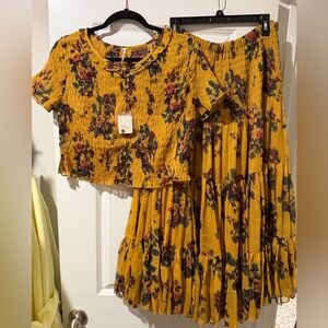 Free People 2 Piece floral Set 🔥